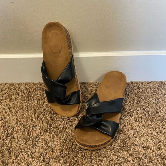 Danskin Faith Sandal  - Picture 4 of 9